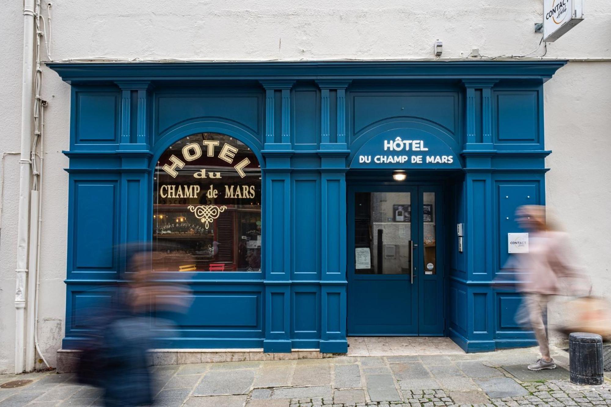 Contact Hotel Du Champ De Mars De 쎙브히육 외부 사진