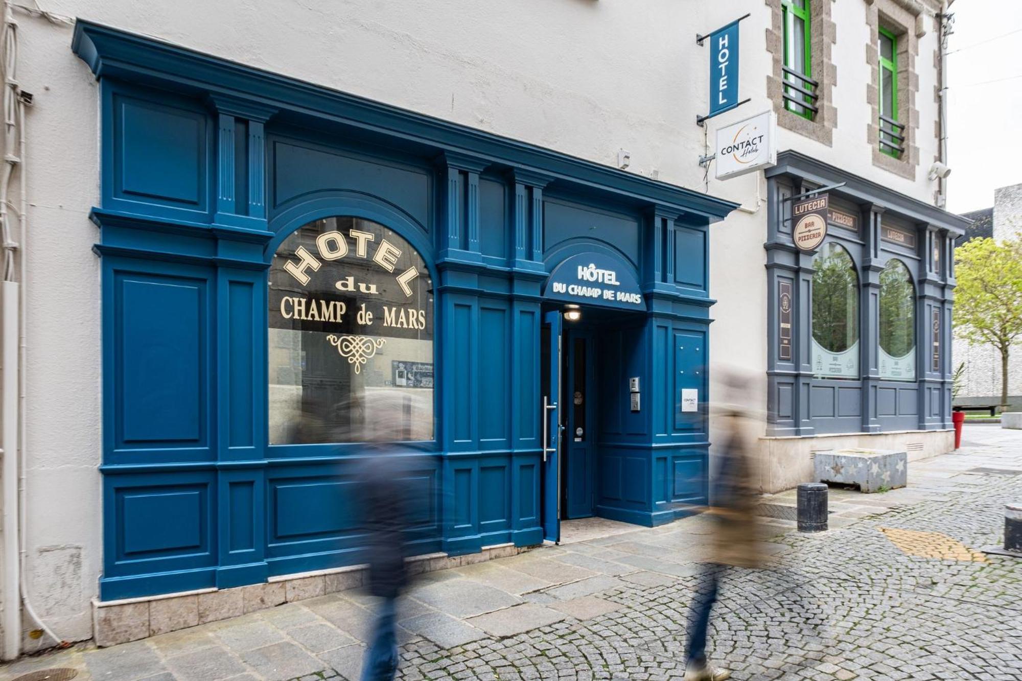 Contact Hotel Du Champ De Mars De 쎙브히육 외부 사진